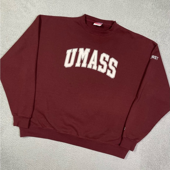 American Vintage Other - Vintage y2k university of Massachusetts UMass sweatshirt